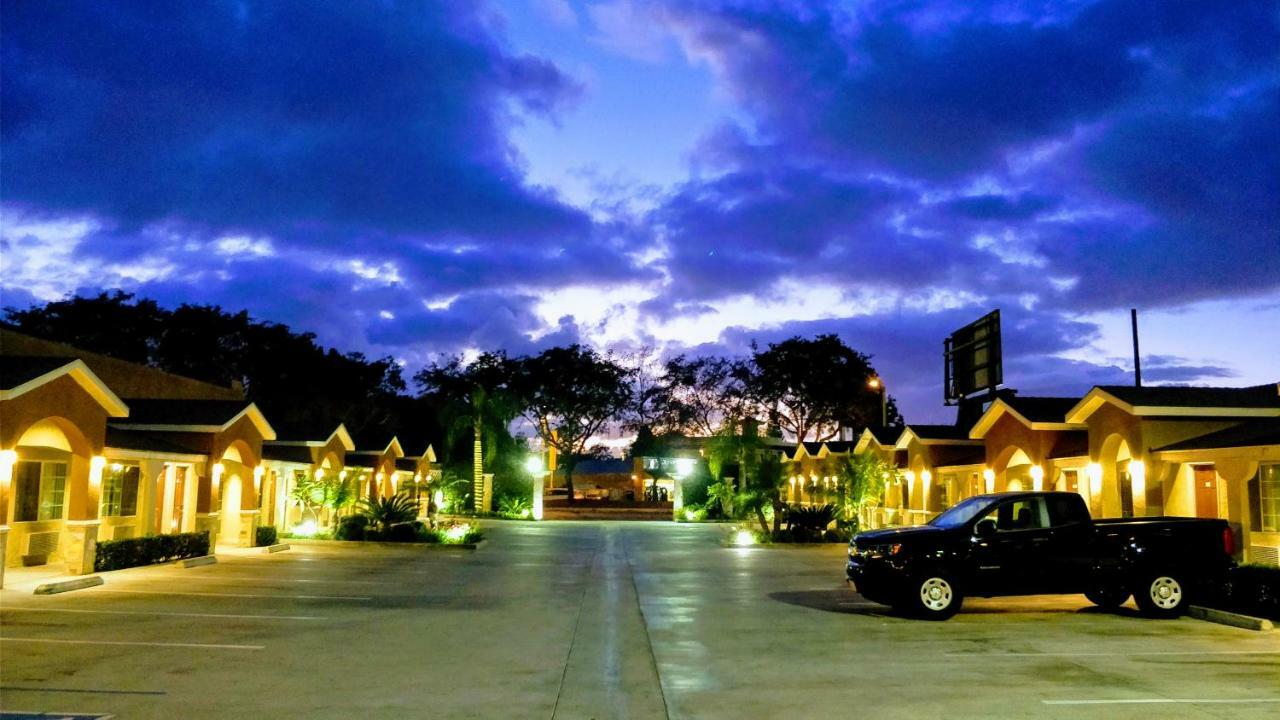 West Coast Inn แซนตาแอนา ภายนอก รูปภาพ